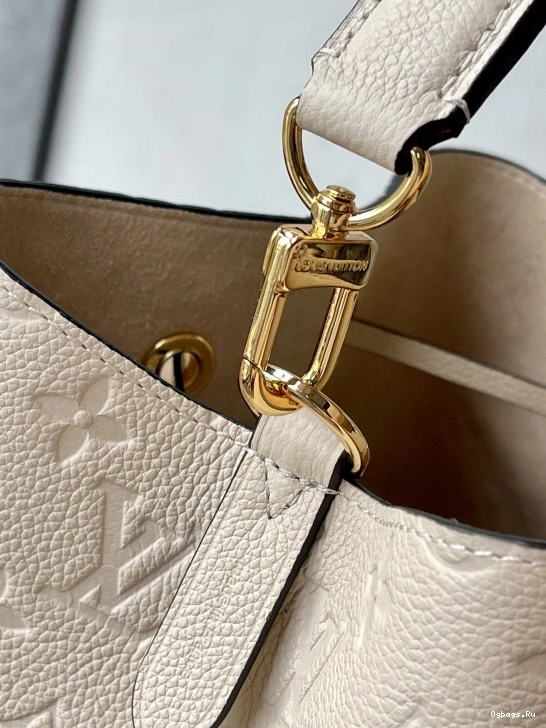 VUITTON NÉONOÉ LOUIS MM 0107